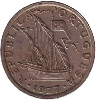 Монета 2,5 эскудо. 1977 год, Португалия. Монета 2,5 эскудо. 1977 год, Португалия.