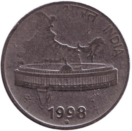 Монета 50 пайсов. 1998 год, Индия. ("°" - Ноида). Здание Парламента на фоне карты Индии.