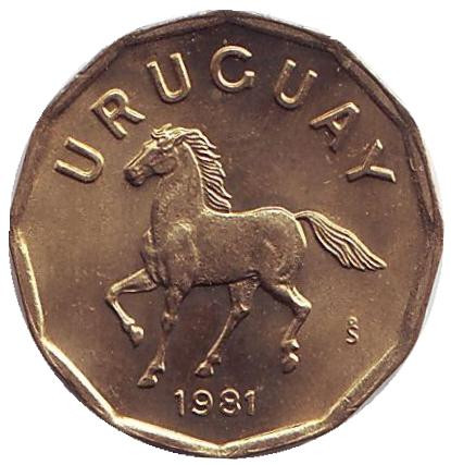 Монета 10 сентесимо. 1981 год, Уругвай. Лошадь.