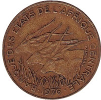 Африканские антилопы. (Западные канны). Монета 10 франков. 1976 год, Центральные Африканские Штаты.