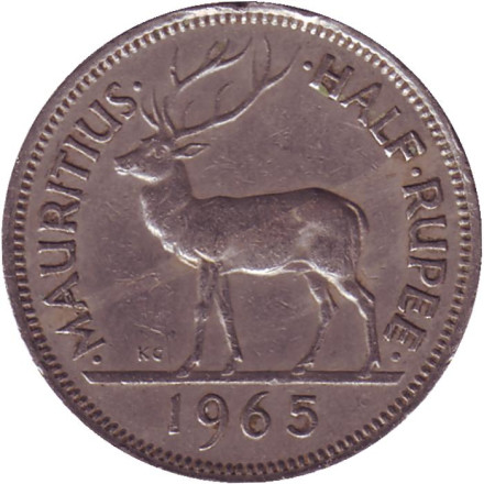 Монета 1/2 рупии. 1965 год, Маврикий. Олень.