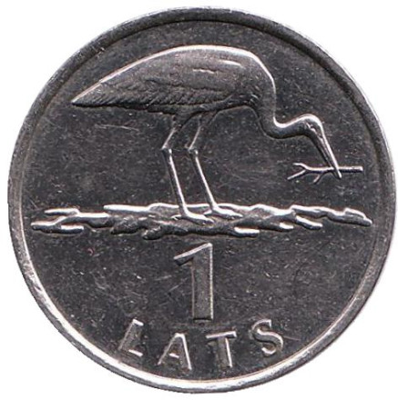 Монета 1 лат. 2001 год, Латвия. Монета из обращения. №2 Аист.