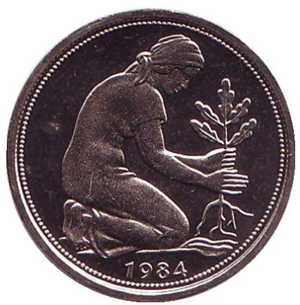 Монета 50 пфеннигов. 1984 год (F), ФРГ. Женщина, сажающая дуб.