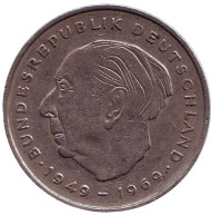 Монета 2 марки. 1971 год (D), ФРГ. Теодор Хойс. Монета 2 марки. 1971 год (D), ФРГ. Теодор Хойс.