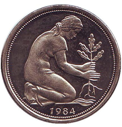 Монета 50 пфеннигов. 1984 год (J), ФРГ. UNC. Женщина, сажающая дуб.