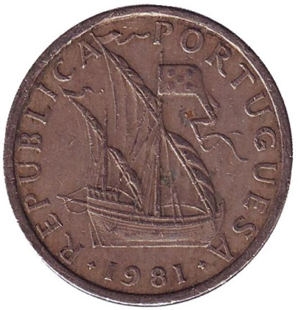 Монета 5 эскудо. 1981 год, Португалия. Парусный корабль.