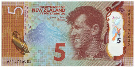 Банкнота 5 долларов. 2015 год, Новая Зеландия. Сэр Эдмунд Хиллари. Пингвин.