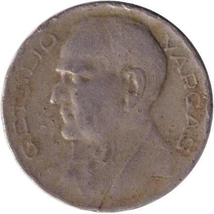 Монета 300 рейсов. 1940 год, Бразилия. Монета 300 рейсов. 1940 год, Бразилия.