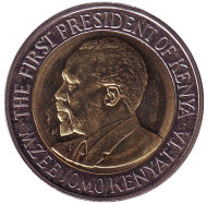 Монета 20 шиллингов, 2005 год, Кения. Джомо Кениата - первый президент Кении. Монета 20 шиллингов, 2005 год, Кения. Джомо Кениата - первый президент Кении.