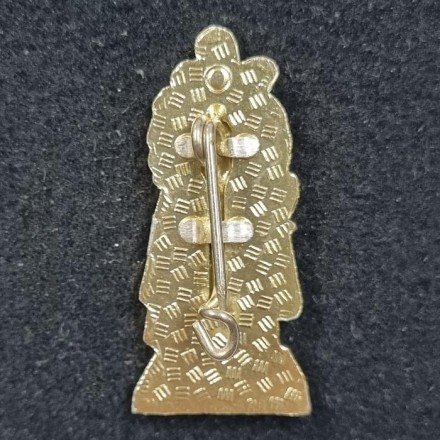 Монумент "Воин-освободитель". Значок. СССР. (Золотистый).