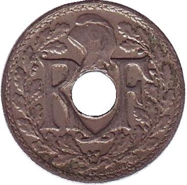 Монета 5 сантимов. 1932 год, Франция. Монета 5 сантимов. 1932 год, Франция.