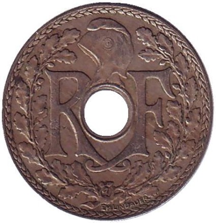 Монета 10 сантимов. 1935 год, Франция. Монета 10 сантимов. 1935 год, Франция.