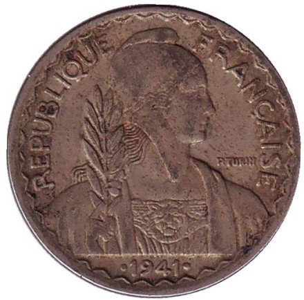 Монета 20 сантимов. 1941 год, Французский Индокитай. (Дата между точек, Немагнитная) Монета 20 сантимов. 1941 год, Французский Индокитай. (Дата между точек, Немагнитная)