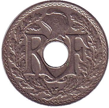 Монета 5 сантимов. 1937 год, Франция. Монета 5 сантимов. 1937 год, Франция.