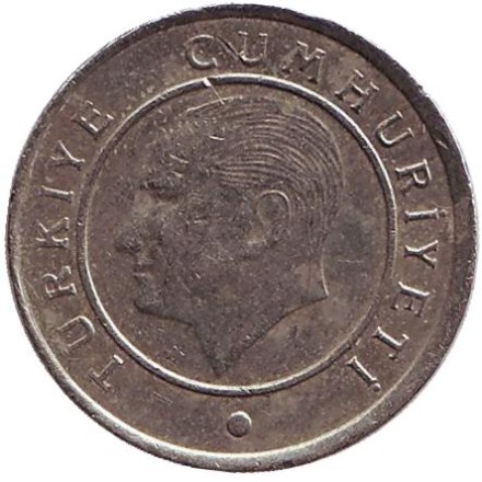 Монета 25 курушей. 2015 год, Турция. Из обращения. Монета 25 курушей. 2015 год, Турция. Из обращения.