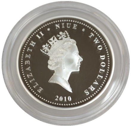 Монета 2 доллара. 2010 год, Ниуэ. Троллейбус. Серия "Советский транспорт".