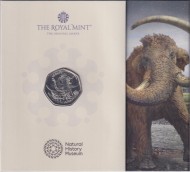 Монета 50 пенсов. 2024 год, Великобритания. Гиганты ледникового периода. Степной мамонт. В буклете. Монета 50 пенсов. 2024 год, Великобритания. Гиганты ледникового периода. Степной мамонт. В буклете.
