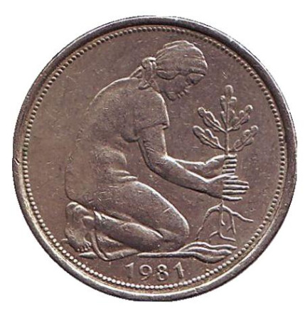 Монета 50 пфеннигов. 1981 (J) год, ФРГ. Из обращения. Женщина, сажающая дуб.