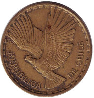 Монета 2 чентезимо. 1970 год, Чили. Из обращения. Кондор. Монета 2 чентезимо. 1970 год, Чили. Из обращения. Кондор.