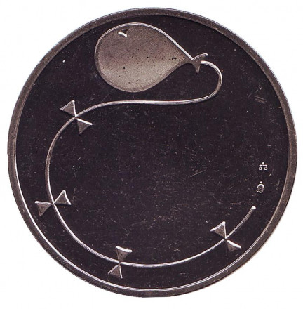 Аист с ребёнком. Сувенирный жетон.