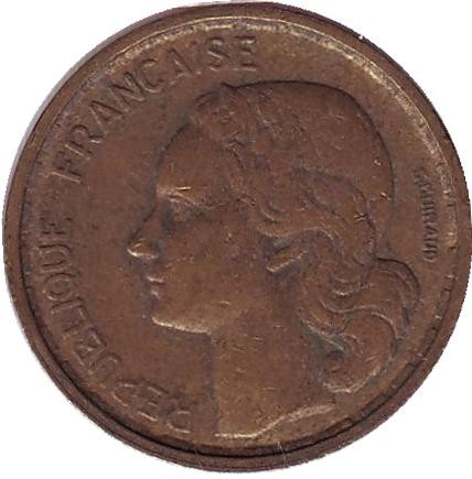 Монета 10 франков. 1951-B год, Франция. Монета 10 франков. 1951-B год, Франция.