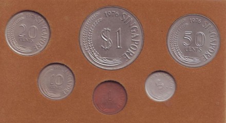 Банковский набор монет Сингапура (6 шт.) в альбоме. 1976 год. Банковский набор монет Сингапура (6 шт.) в альбоме. 1976 год.