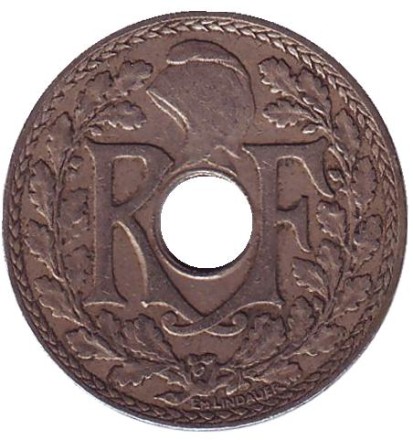 Монета 10 сантимов. 1931 год, Франция. Монета 10 сантимов. 1931 год, Франция.