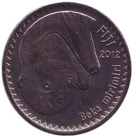 Монета 10 центов. 2012 год, Фиджи. Фиджийская летучая лисица. Боевая дубина.