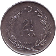 Монета 2,5 лиры. 1966 год, Турция. Монета 2,5 лиры. 1966 год, Турция.