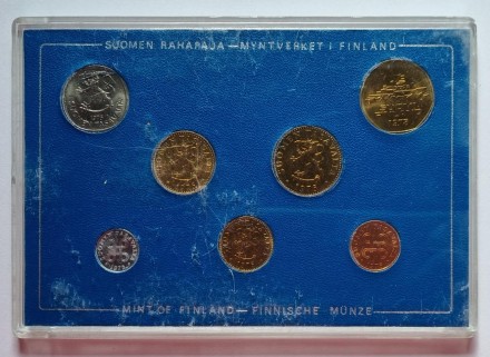 Набор монет Финляндии (7 шт), 1975 год, Финляндия. (в банковской упаковке) Набор монет Финляндии (7 шт), 1975 год, Финляндия. (в банковской упаковке)
