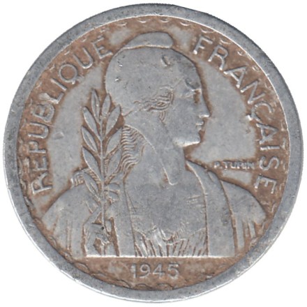 Монета 10 сантимов. 1945 год, Французский Индокитай. (Отметка - "B" - Бомон-ле-Роже). Монета 10 сантимов. 1945 год, Французский Индокитай. (Отметка - "B" - Бомон-ле-Роже).