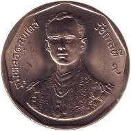 Монета 5 батов. 1988 год, Таиланд. 42 года правления короля Рамы IX. Монета 5 батов. 1988 год, Таиланд. 42 года правления короля Рамы IX.