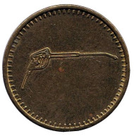 Заправочный пистолет. Фонтан. Жетон автомойки. (Диаметр 21,5 мм)