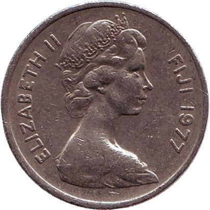 Монета 5 центов. 1977 год, Фиджи. Фиджийский барабан (лали). Монета 5 центов. 1977 год, Фиджи. Фиджийский барабан (лали).