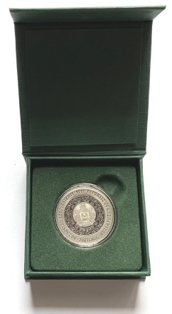 Монета 200 тенге. 2021 год, Казахстан. Лебедь. Серия "Культовые животные тотемы кочевников".