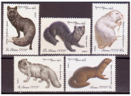 Ценные породы пушных зверей. Марки почтовые. Серия из 5 штук. 1980 год, СССР. Ценные породы пушных зверей. Марки почтовые. Серия из 5 штук. 1980 год, СССР.