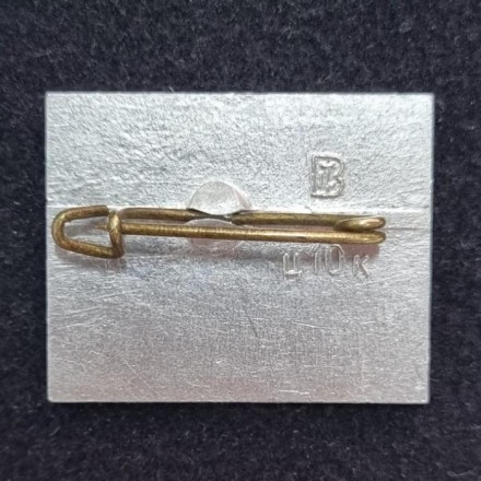 Крейсер "Аврора". Значок. СССР. Тип 2.