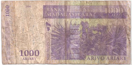 Банкнота 1000 ариари. 2004 год, Мадагаскар. P-89b. Банкнота 1000 ариари. 2004 год, Мадагаскар. P-89b.