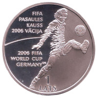 Монета 1 лат. 2004 год, Латвия. Чемпионат мира по футболу 2006 года. Монета 1 лат. 2004 год, Латвия. Чемпионат мира по футболу 2006 года.