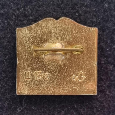 Петродворец. Дворец Марли. Значок. СССР. Петродворец. Дворец Марли. Значок. СССР.