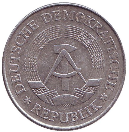 1975-20w.jpg 1975-20w.jpg