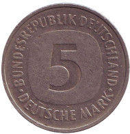 Монета 5 марок. 1975 год (F), ФРГ. Монета 5 марок. 1975 год (F), ФРГ.