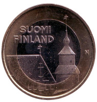 Монета 5 евро. 2013 год, Финляндия. Хяме. Каменные церкви Янаккалы.