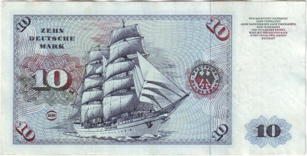 Банкнота 10 марок. 1977 год, ФРГ. Портрет молодого человека. Барк "Горх Фох". Банкнота 10 марок. 1977 год, ФРГ. Портрет молодого человека. Барк "Горх Фох".