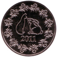 Год кролика. Кошка и кролик. Памятный жетон. 2011 год, ММД. (нейзильбер).