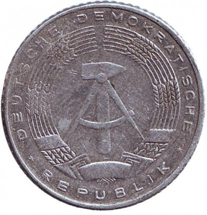 1968-2sq.jpg 1968-2sq.jpg