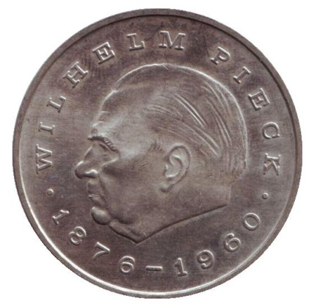 pieck-2.jpg pieck-2.jpg