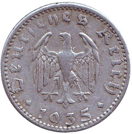 Монета 50 рейхспфеннигов. 1935 год, Германия (Третий Рейх). (A). Монета 50 рейхспфеннигов. 1935 год, Германия (Третий Рейх). (A).