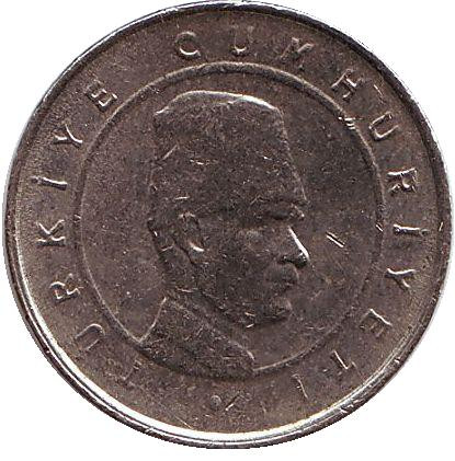 Монета 10 курушей. 2005 год, Турция. Монета 10 курушей. 2005 год, Турция.