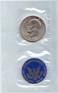 Монета 1 доллар, с жетоном. 1972 год, США. (в запайке!) Дуайт Эйзенхауэр. Монета 1 доллар, с жетоном. 1972 год, США. (в запайке!) Дуайт Эйзенхауэр.